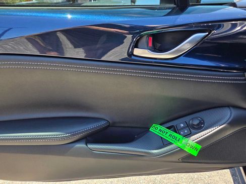 New 2026 MAZDA MX-5 Miata Club w/ Interior Package RWD image 20