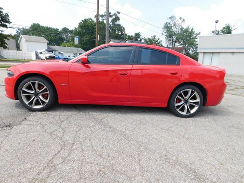 Used 2015 Dodge Charger R/T w/ Plus Group image 1