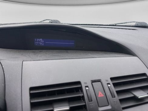 Used 2012 MAZDA MAZDA3 i Touring FWD image 25
