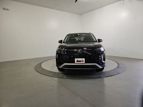 New 2026 Volkswagen Tiguan SE AWD/4WD image 8