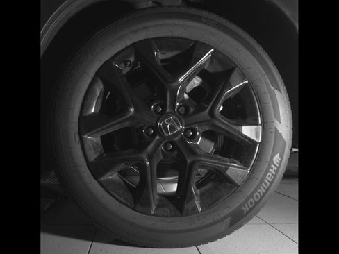 Used 2025 Honda HR-V Sport image 26