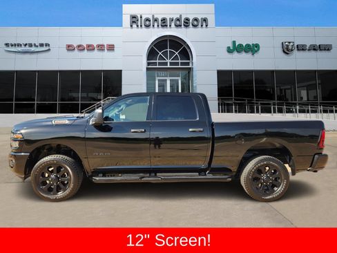 Used 2025 RAM 2500 Big Horn AWD/4WD image 3
