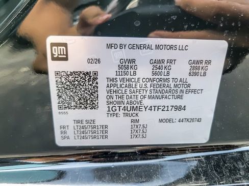 New 2026 GMC Sierra 2500 SLE w/ Preferred Package AWD/4WD image 20