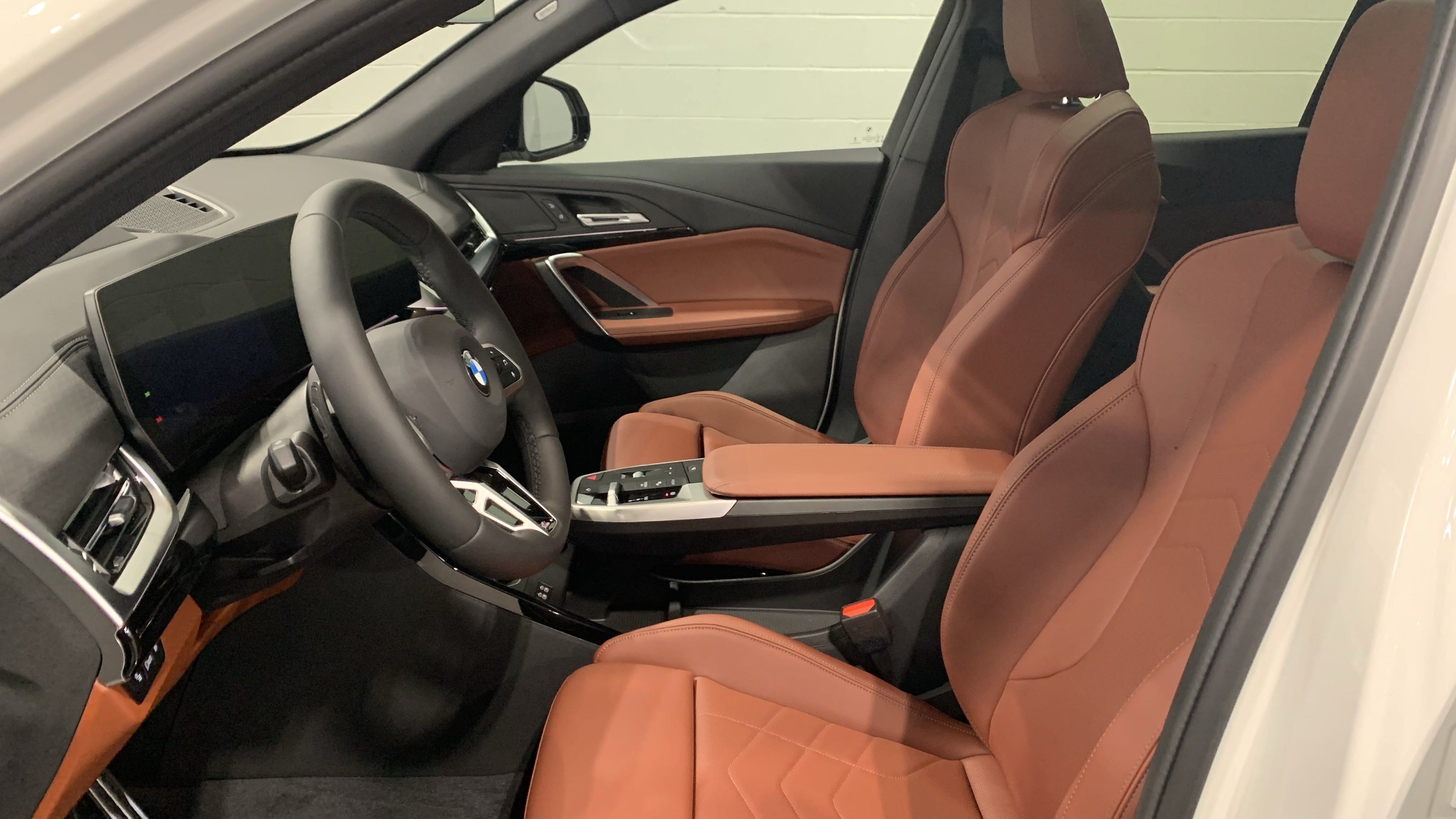 Certified 2026 BMW X2 xDrive28i w/ Technology Package AWD/4WD image 12