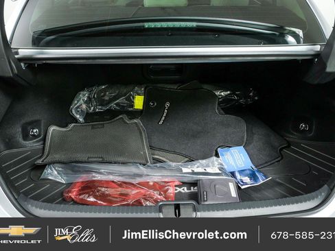 Used 2025 Lexus ES 350 Ultra Luxury w/ Accessory Package (Z2) FWD image 33