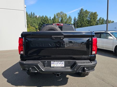 New 2026 Chevrolet Colorado ZR2 w/ ZR2 Bison Edition image 6