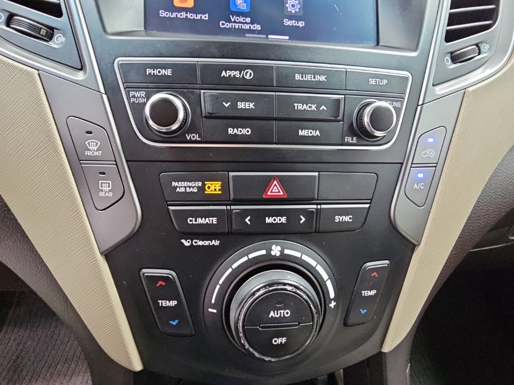Used 2017 Hyundai Santa Fe Sport FWD image 19