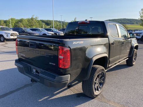 Used 2022 Chevrolet Colorado ZR2 w/ ZR2 Midnight Special Edition AWD/4WD image 7