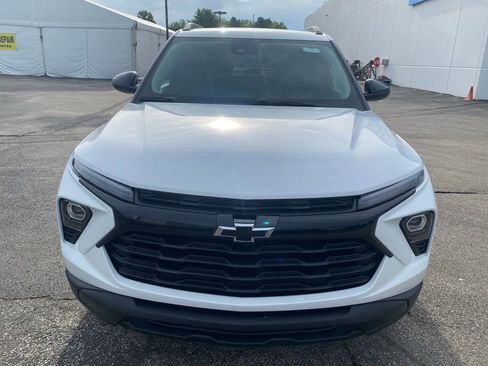 New 2026 Chevrolet TrailBlazer LT w/ Midnight Edition AWD/4WD image 2