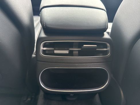 Used 2023 Genesis GV70 2.5T w/ Winter Weather Package image 26