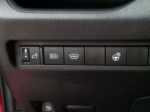 Used 2025 Toyota RAV4 XLE w/ Convenience Package AWD/4WD image 27