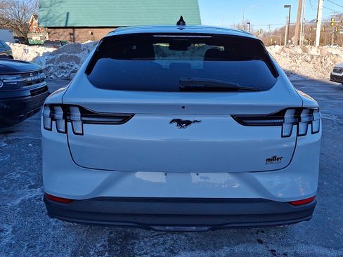 Used 2023 Ford Mustang Mach-E Select image 5