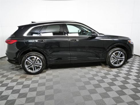 New 2026 Audi Q5 Premium AWD/4WD image 2