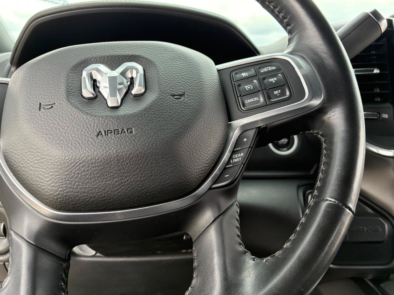 Used 2020 RAM 2500 Laramie w/ Night Edition AWD/4WD image 28