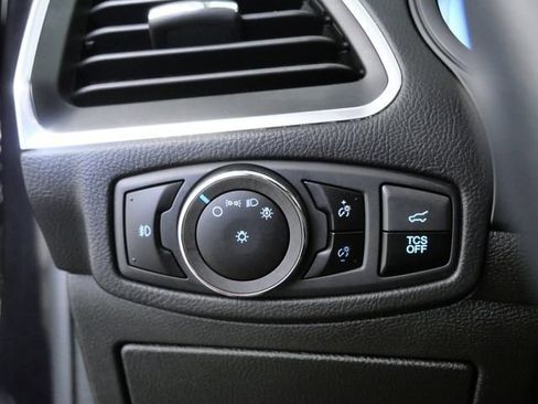 Certified 2023 Ford Edge Titanium AWD/4WD image 23