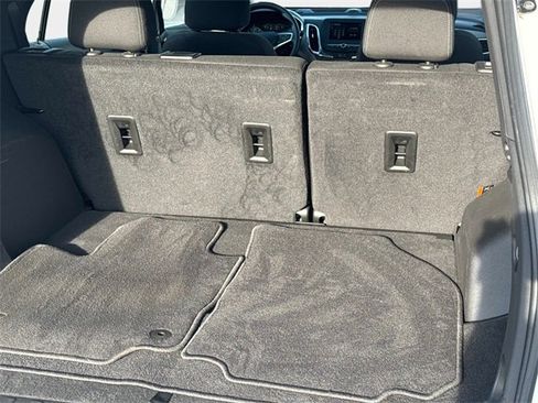 Used 2023 Chevrolet Equinox LS image 5