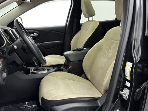 Used 2016 Jeep Cherokee 75th Anniversary image 15