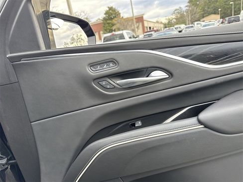 Used 2022 Cadillac Escalade Sport image 29
