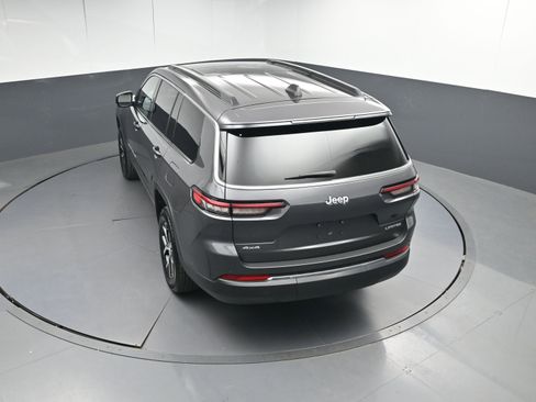 Used 2024 Jeep Grand Cherokee L Limited image 36