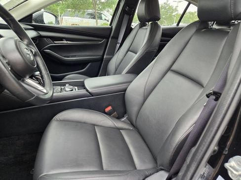 Used 2024 MAZDA MAZDA3 s FWD image 2