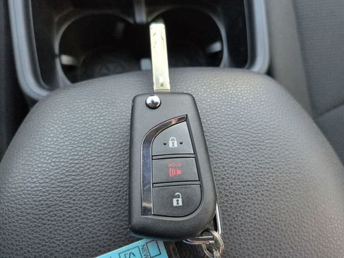Certified 2025 Toyota RAV4 LE AWD/4WD image 25