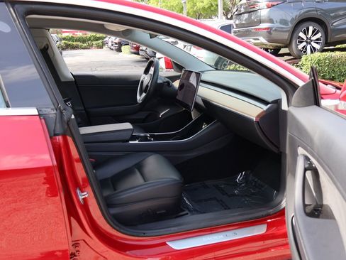 Used 2018 Tesla Model 3 Long Range AWD/4WD image 30