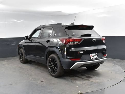 Used 2021 Chevrolet TrailBlazer LT w/ Convenience Package FWD image 7