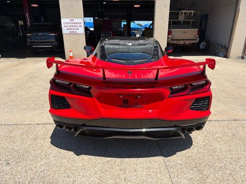Used 2023 Chevrolet Corvette Stingray Coupe w/ 1LT RWD image 4