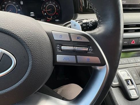 Used 2024 Hyundai Palisade Limited AWD/4WD image 16
