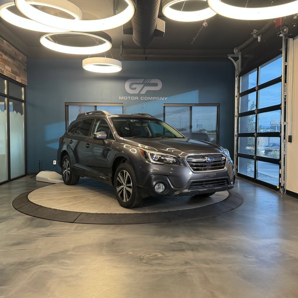 Used 2019 Subaru Outback 2.5i Limited AWD/4WD image 1