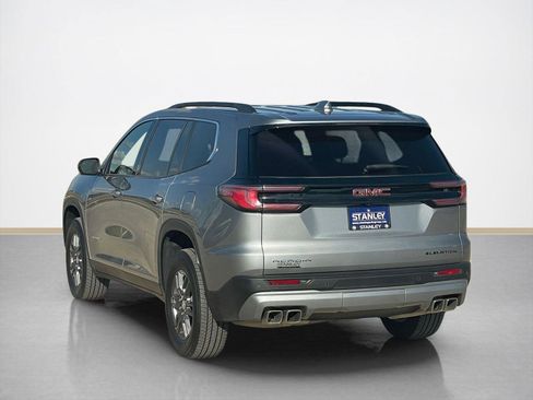 Used 2025 GMC Acadia Elevation image 5