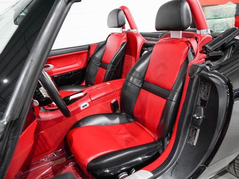 Used 2001 BMW Z8 image 9