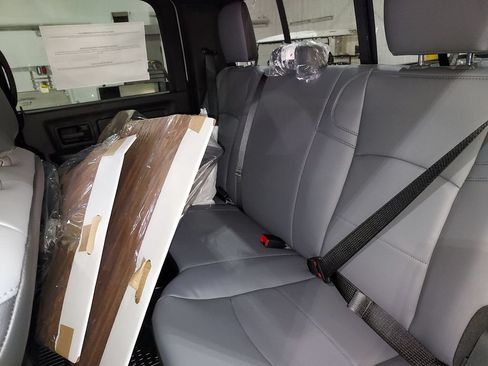 New 2026 RAM 2500 Tradesman AWD/4WD image 28