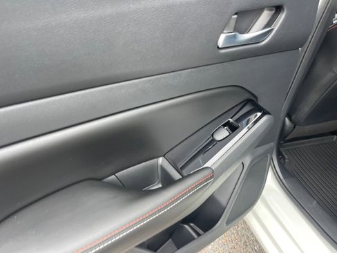 Used 2023 Nissan Altima 2.0 SR image 23