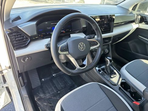 Certified 2025 Volkswagen Taos S image 22