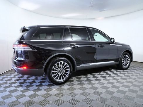 Certified 2022 Lincoln Aviator AWD w/ Premium Package image 6