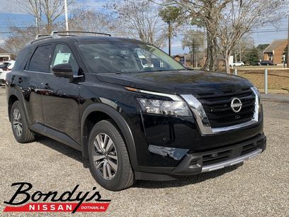 New 2025 Nissan Pathfinder SL