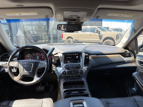 Used 2016 GMC Yukon XL Denali w/ Open Road Package AWD/4WD image 10