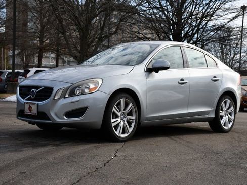 Used 2012 Volvo S60 T6 image 3