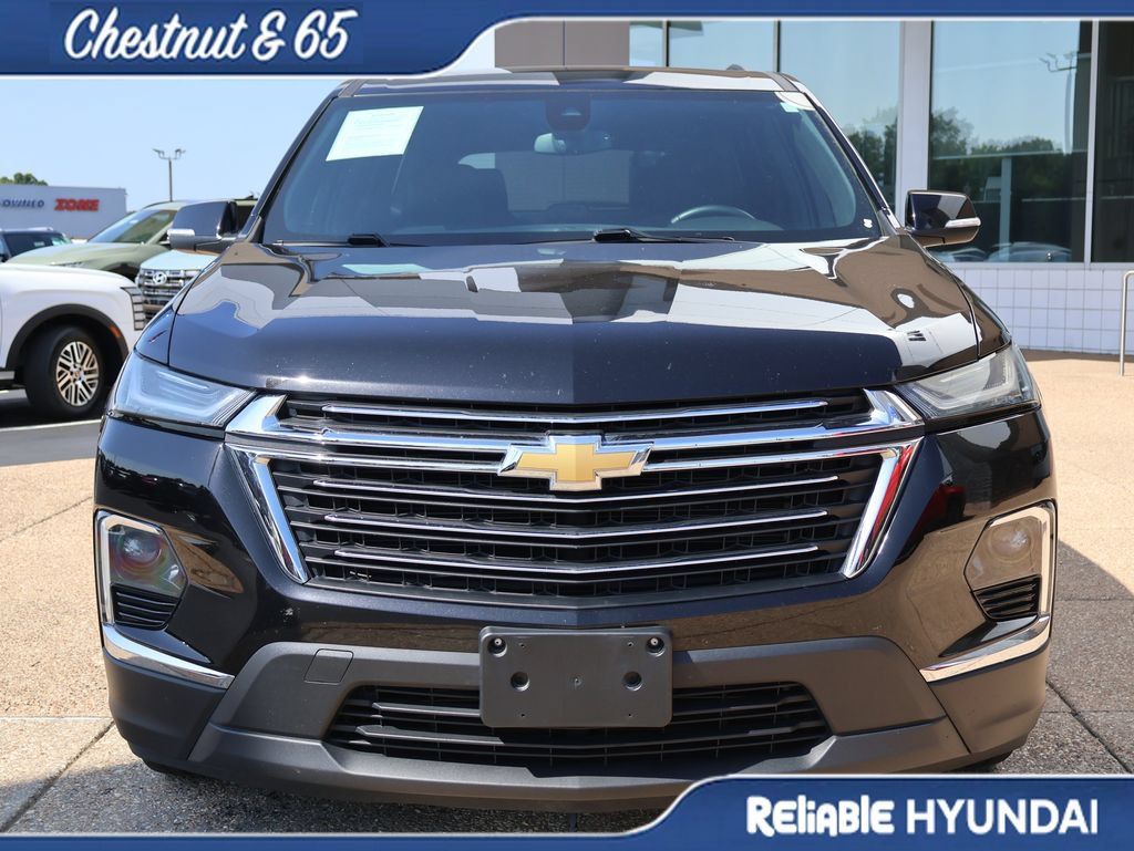 Used 2023 Chevrolet Traverse LT FWD image 8