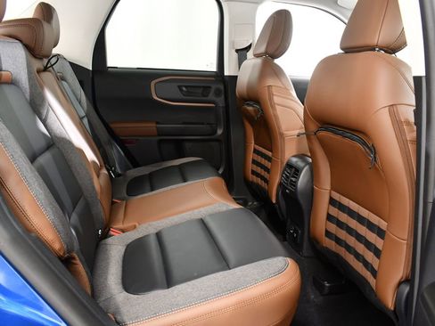Used 2023 Ford Bronco Sport Outer Banks w/ Tech Package AWD/4WD image 19