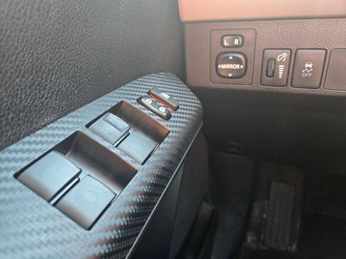 Used 2015 Toyota RAV4 LE AWD/4WD image 20