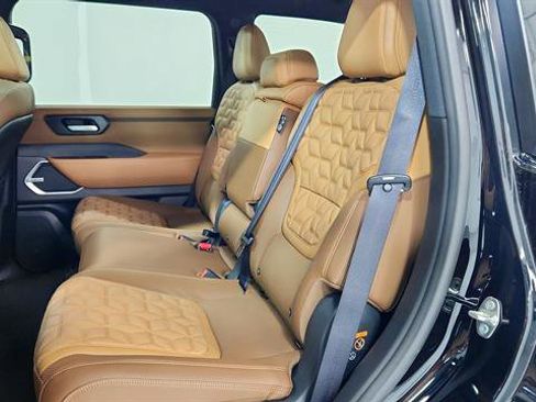 New 2025 Nissan Armada Platinum Reserve w/ Convenience Package image 22