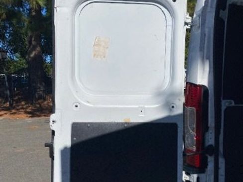 Used 2018 RAM ProMaster 2500 image 11