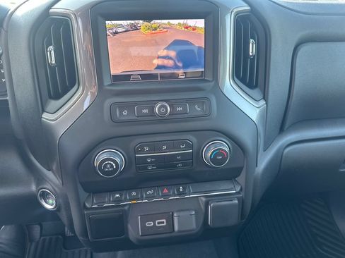 Used 2025 Chevrolet Silverado 1500 Custom w/ Turbomax Blackout Package AWD/4WD image 17