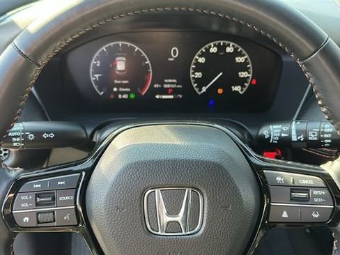 Used 2025 Honda HR-V Sport image 10