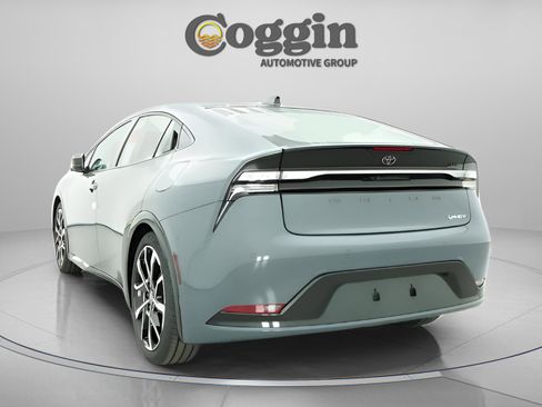 New 2026 Toyota Prius Plug-In Hybrid image 13