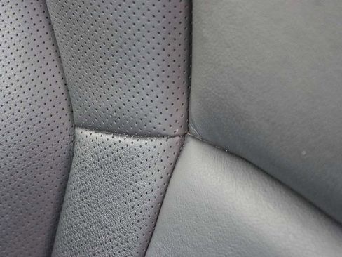 Used 2022 Subaru Ascent Limited w/ Technology Package image 21