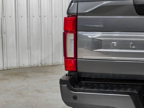 Used 2022 Ford F250 Platinum w/ FX4 Off-Road Package AWD/4WD image 51