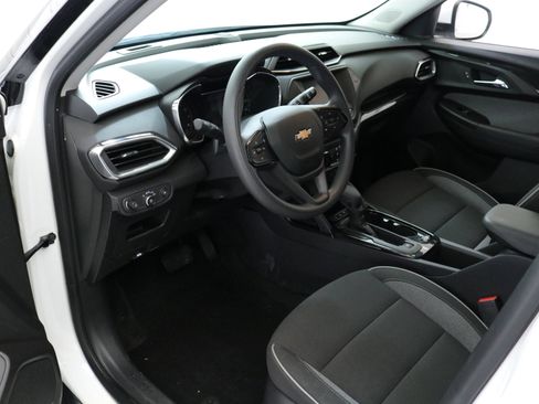 Used 2023 Chevrolet TrailBlazer LT image 25